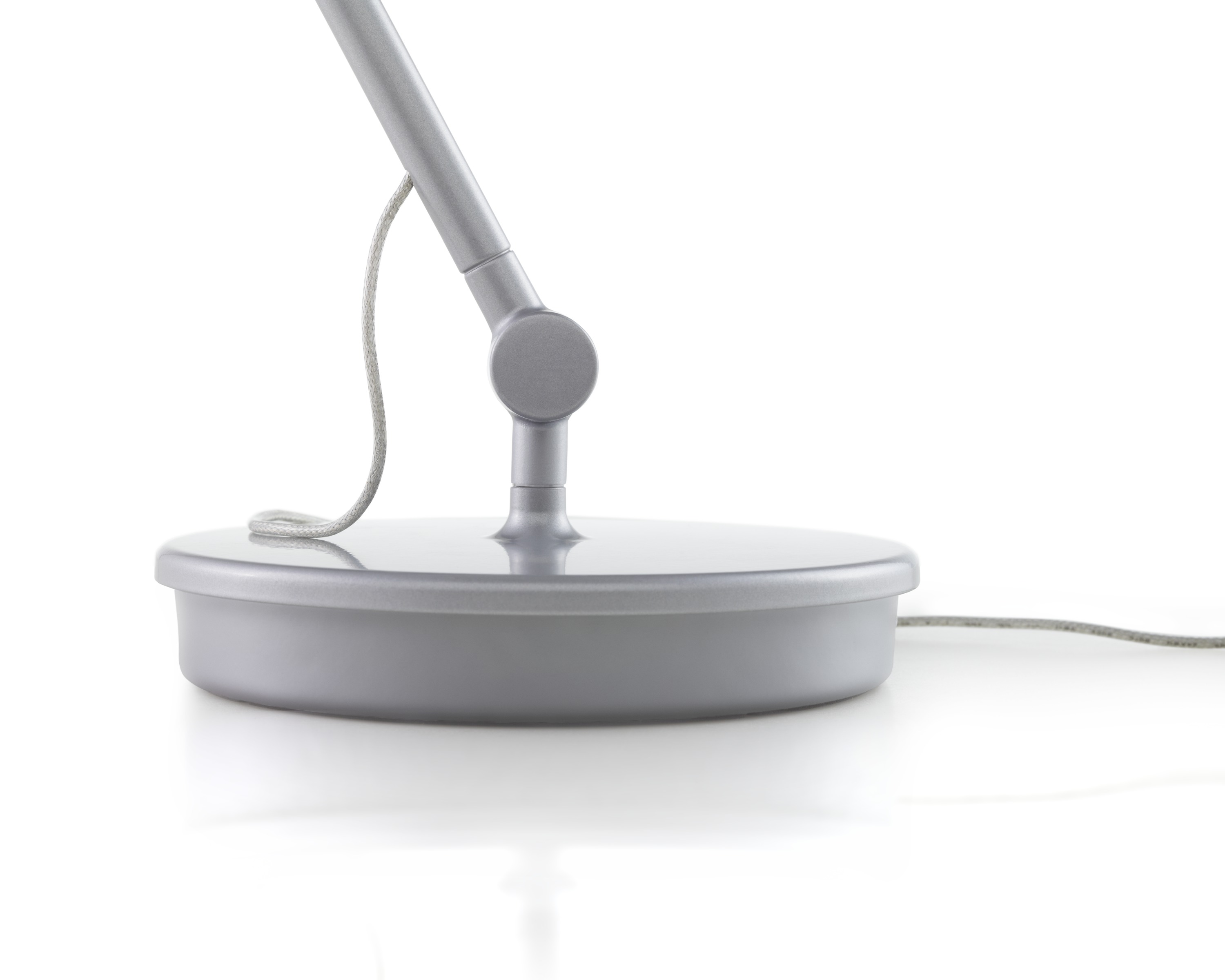 华体会体育官方在线官网 - 灯饰|台灯|办公家具|华体会体育官方在线官网家具|托恩台灯